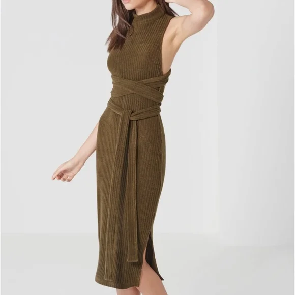 Lavish Alice Green Ribbed Midi Dress Mock Neck Sleeveless Styled Multiple Way - Picture 4 of 7